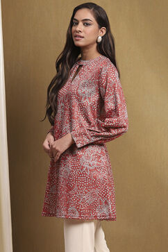 Red Knitted Block-Print Winter wear Short Kurta image number 2