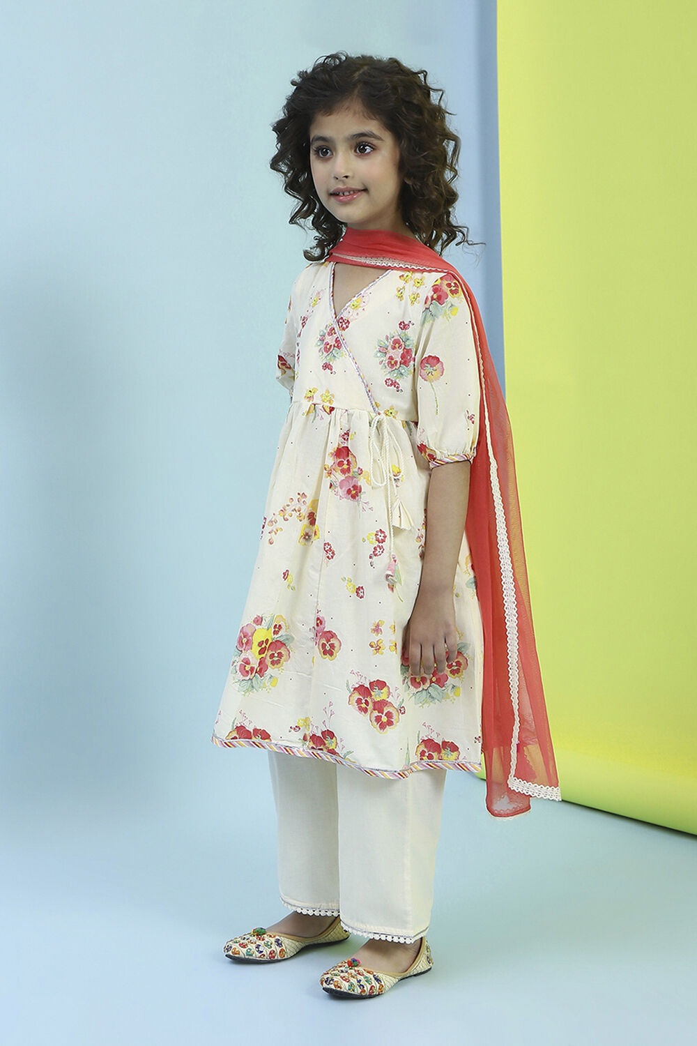 Cream-Colored Cotton Gathered Angrakha Suit Set image number 3