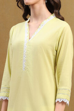 Light Lime Green Cotton Solid Regular Fit Straight Kurta image number 1