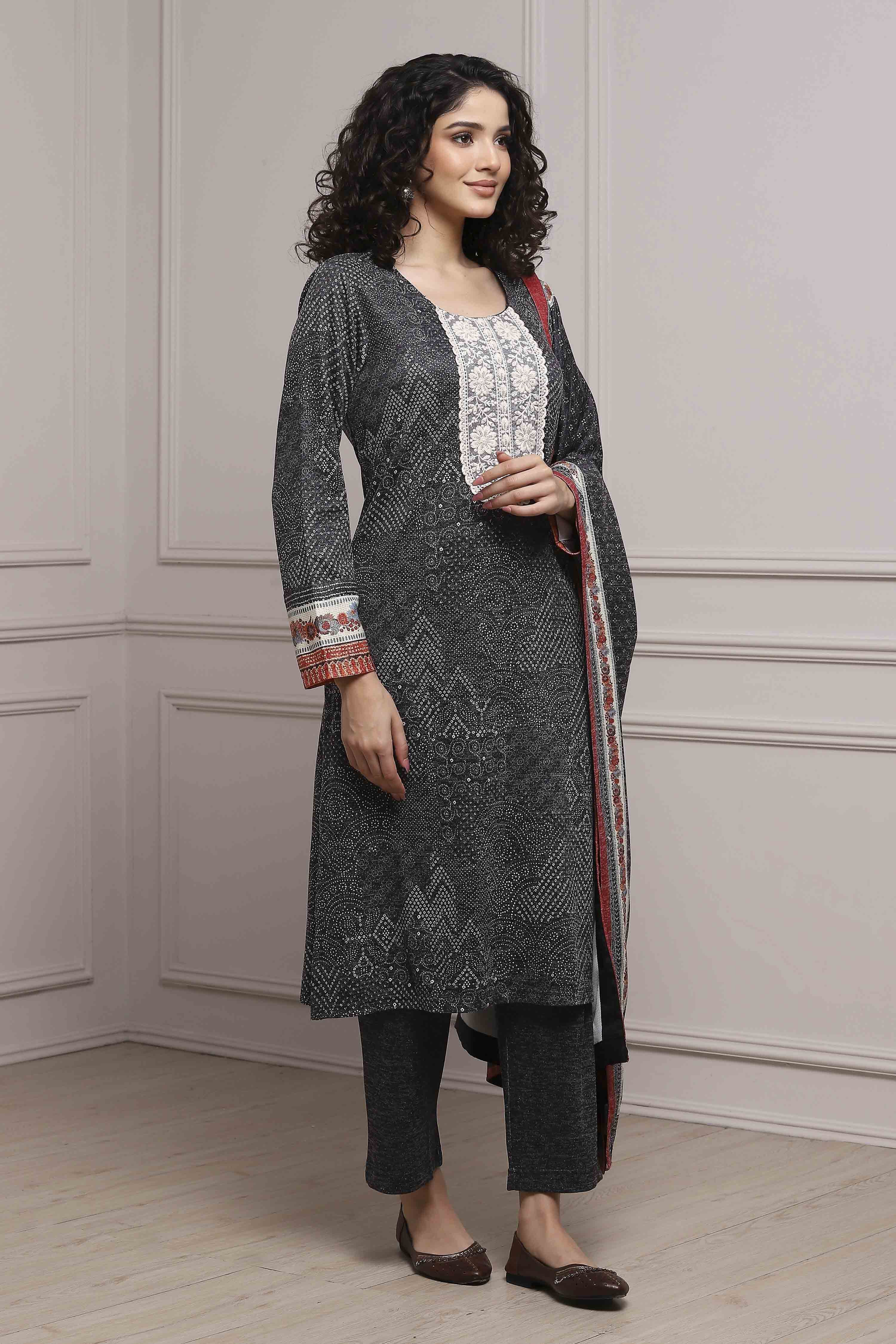 Black Printed Straight Winter Suit Set image number 5
