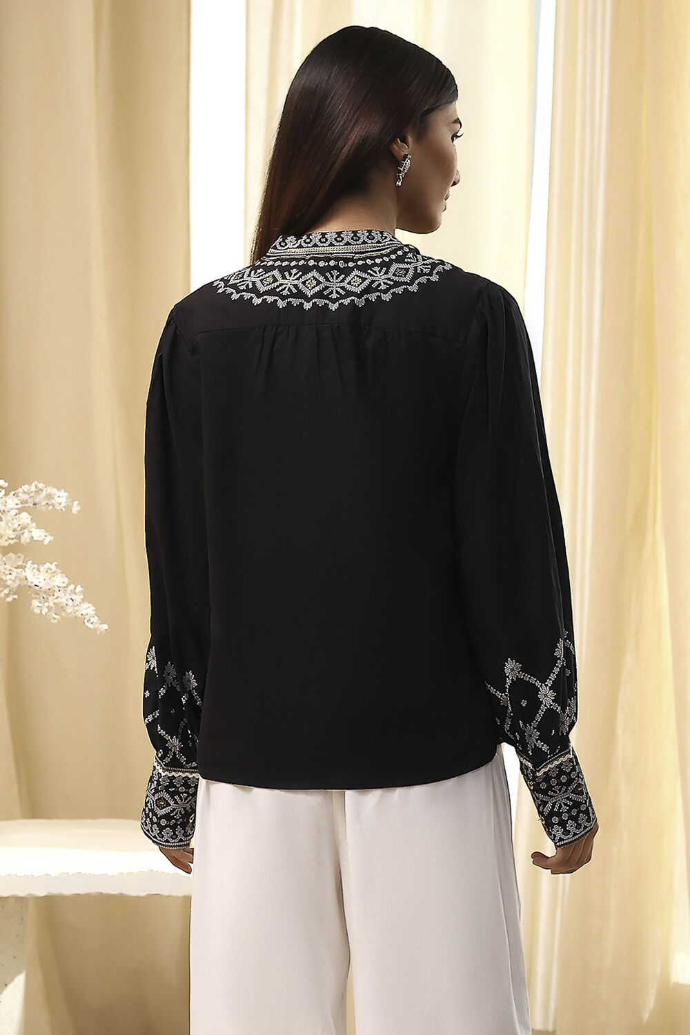 Black Cotton Printed A-Line Short Kurta image number 3