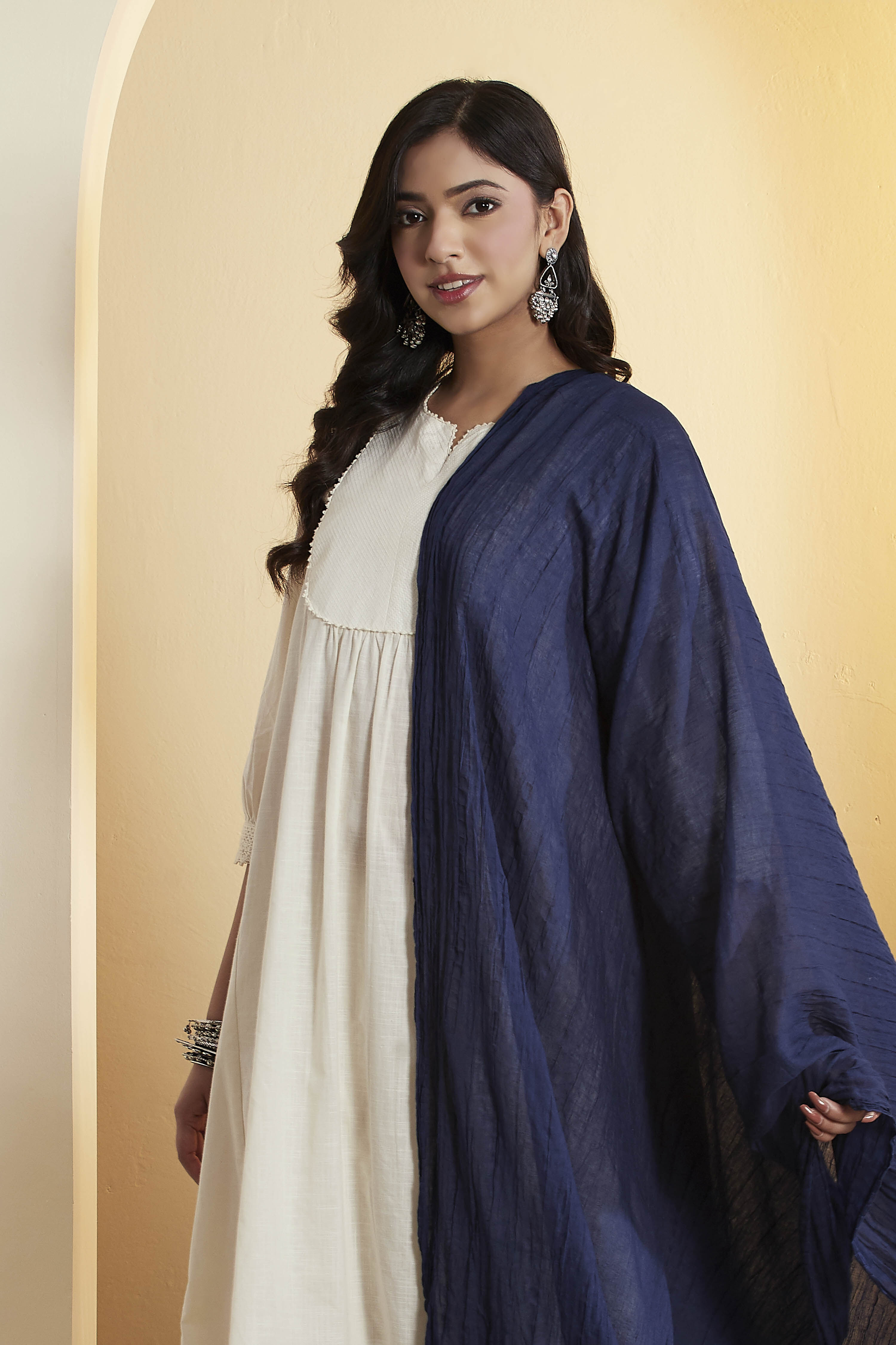 Navy Blue Cotton Solid Dupatta image number 3