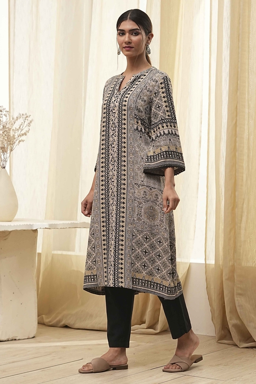 Ecru and Black Printed Straight Kurta image number 2
