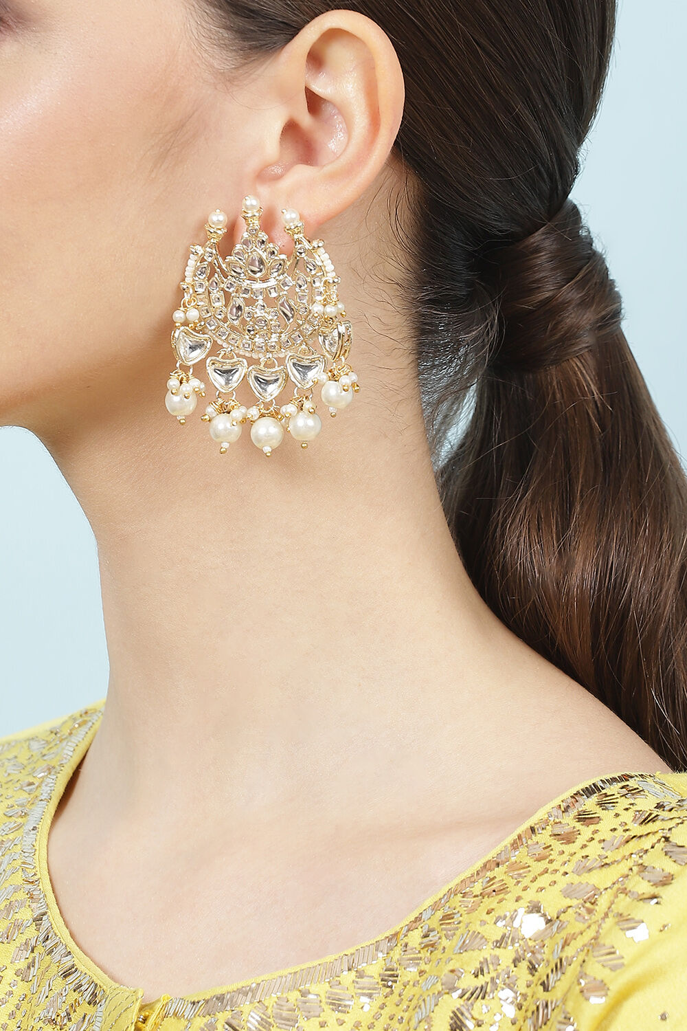 Pearl Alloy Earrings image number 1