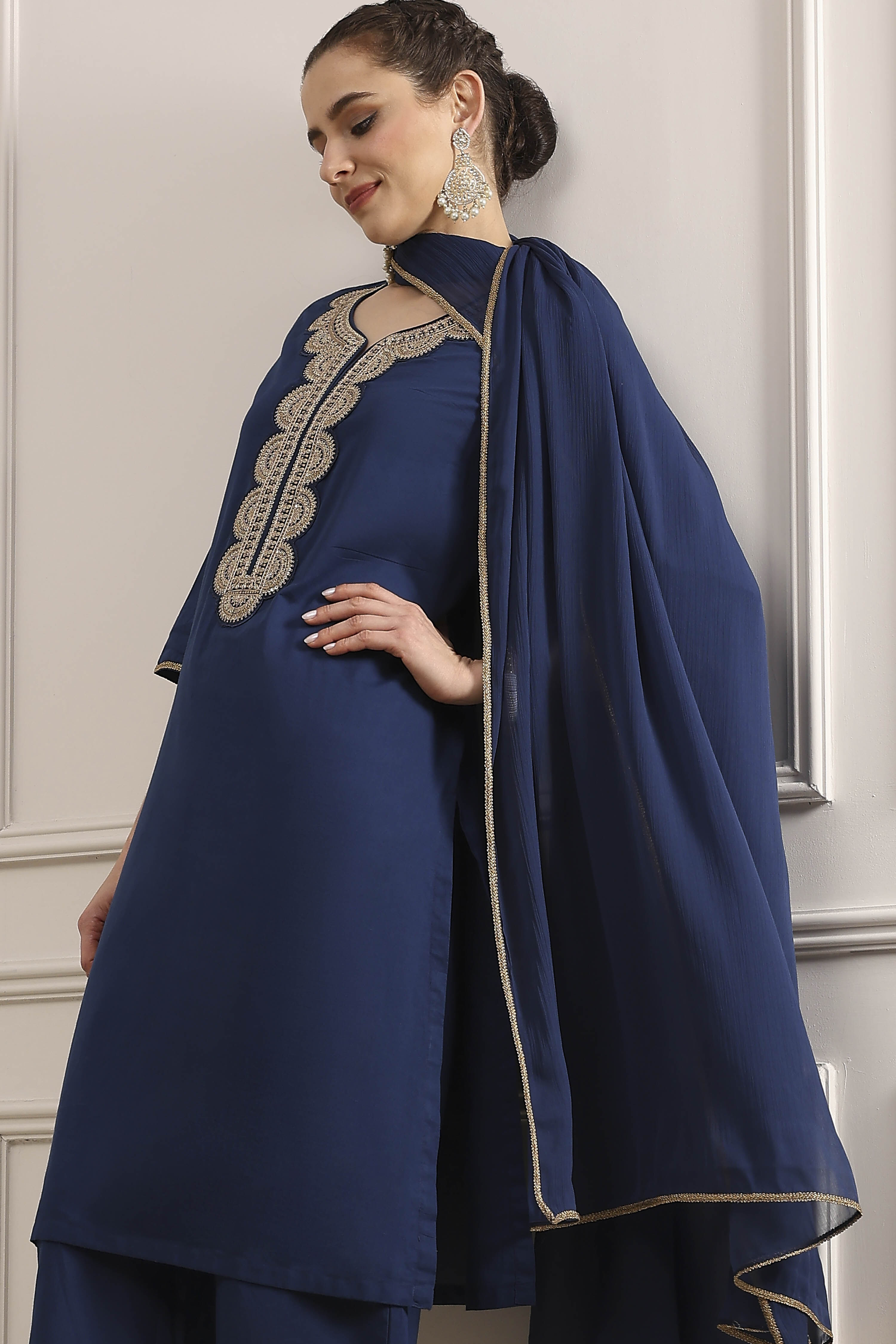 Yellow Cotton Solid Straight Suit Set image number 7