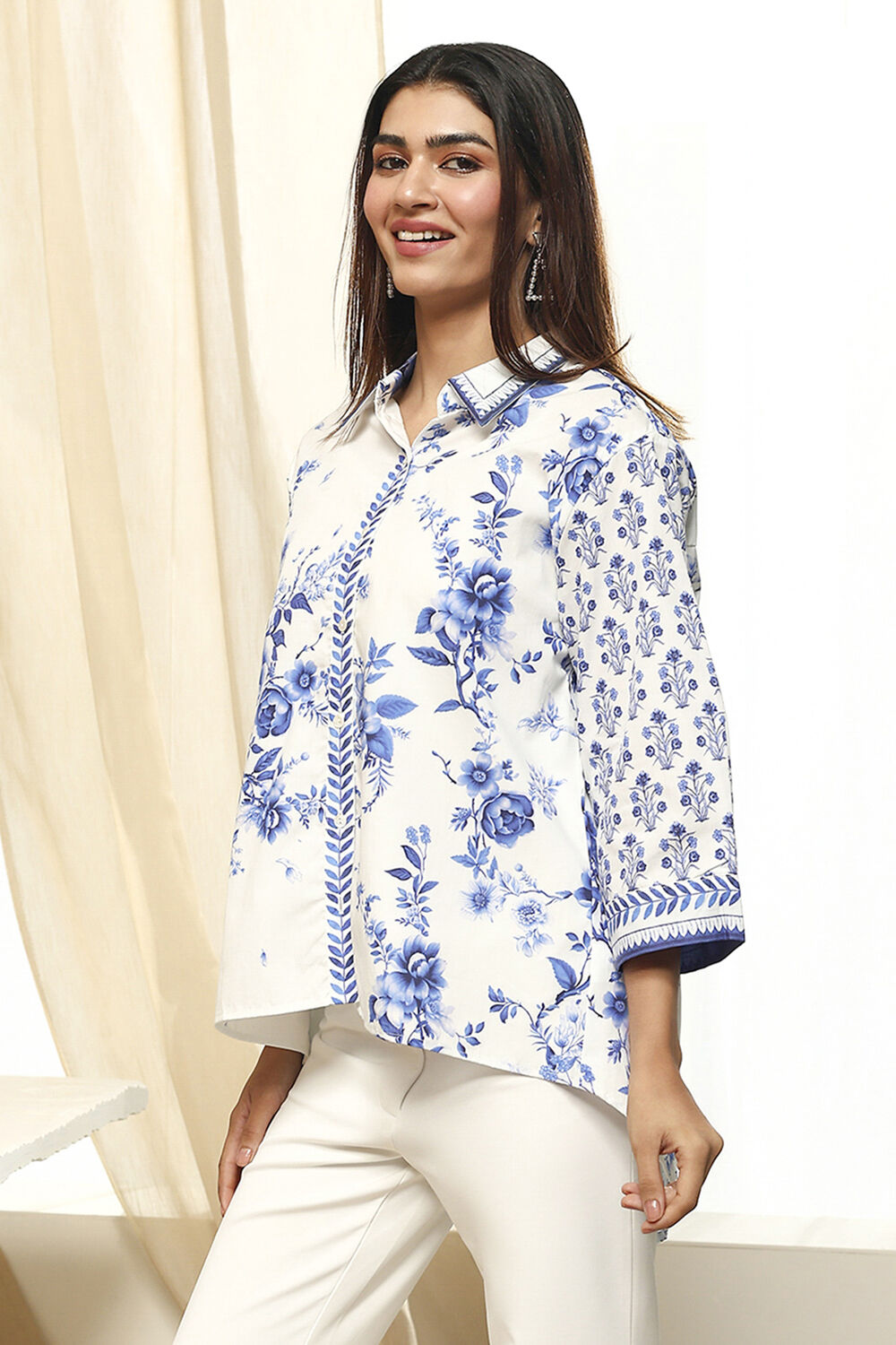 White and Blue Cotton High-Low Straight Shirt image number 2