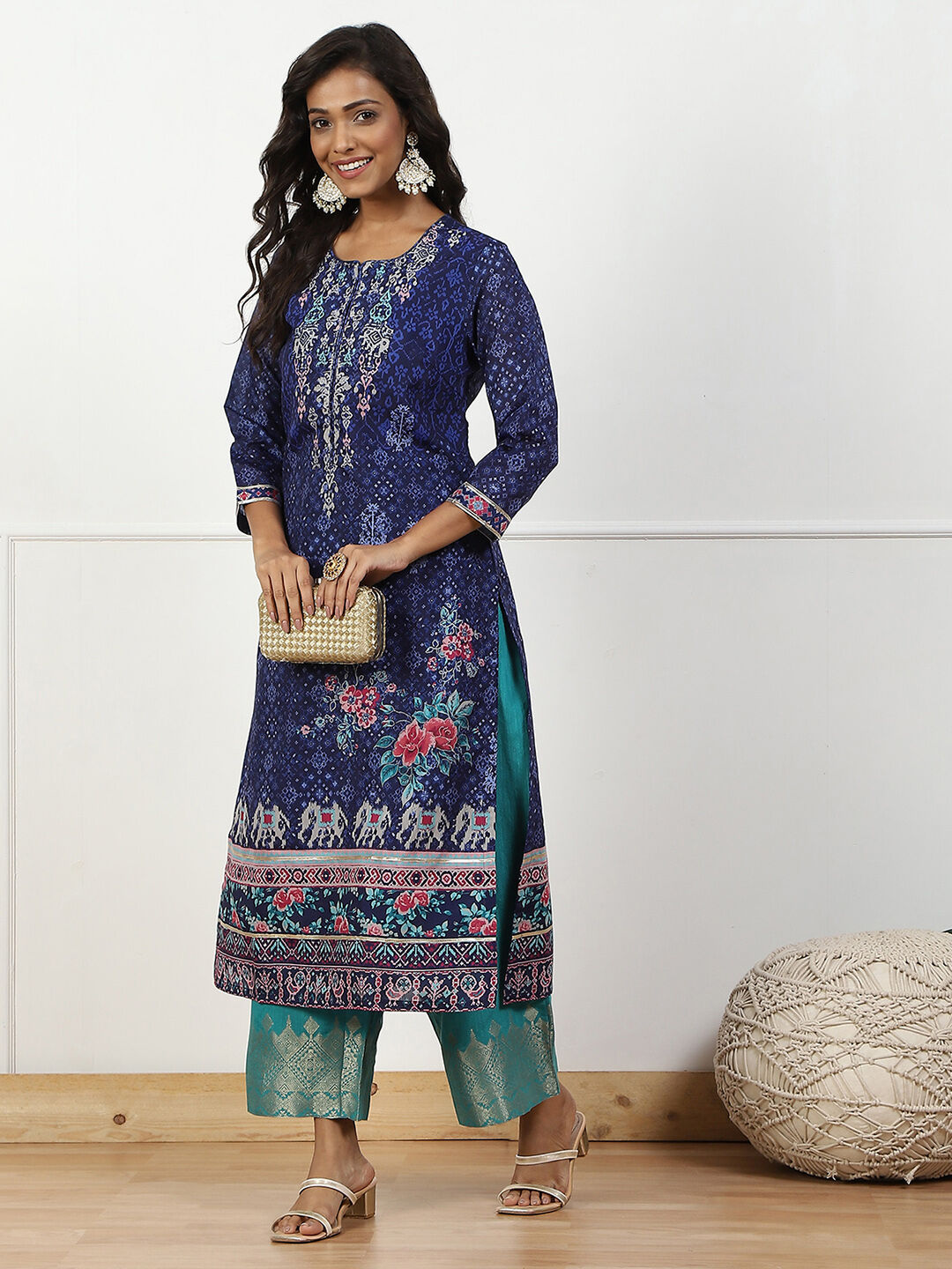 Blue Jacquard Solid Straight Palazzo Pants image number 0