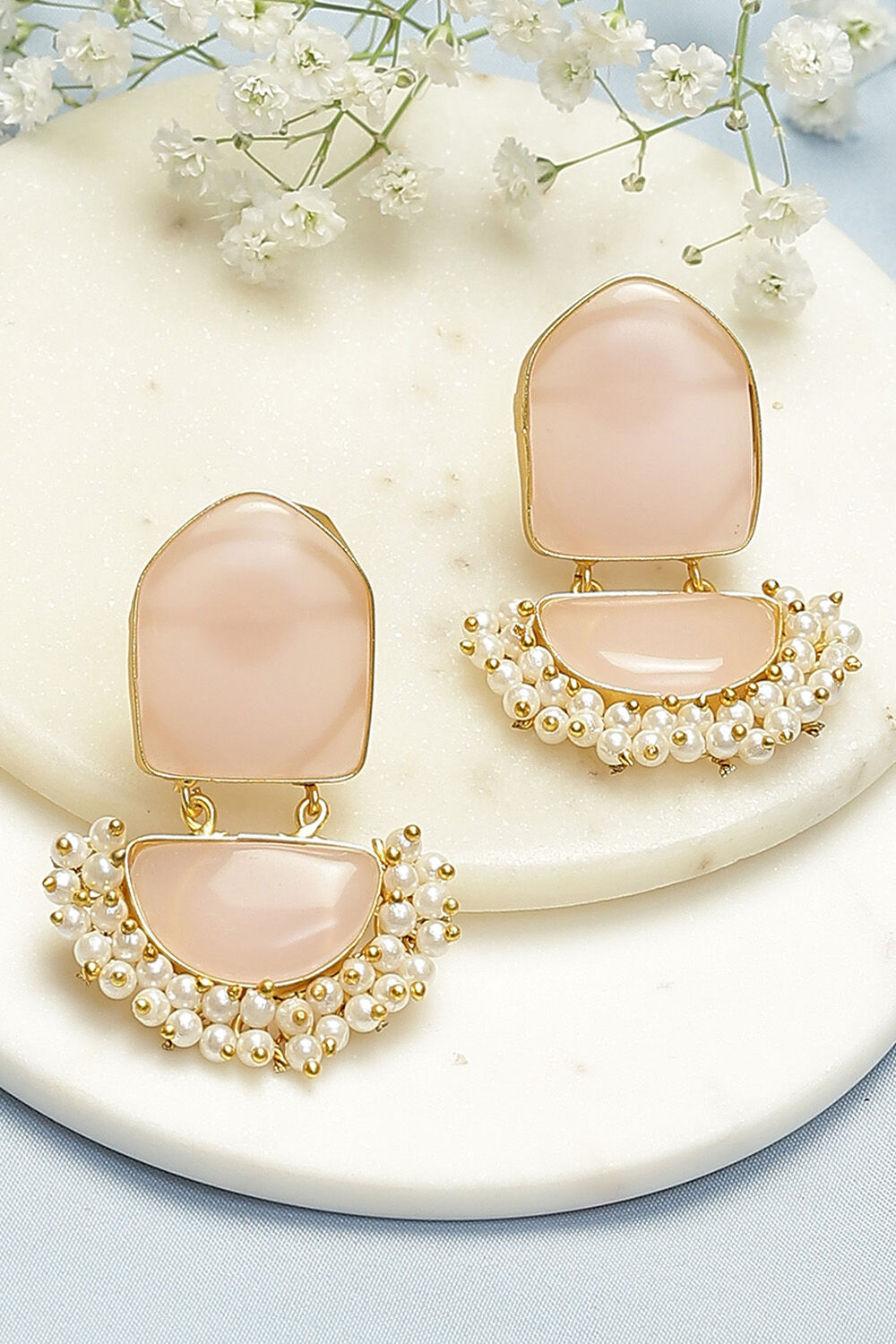 Peach Earrings image number 0