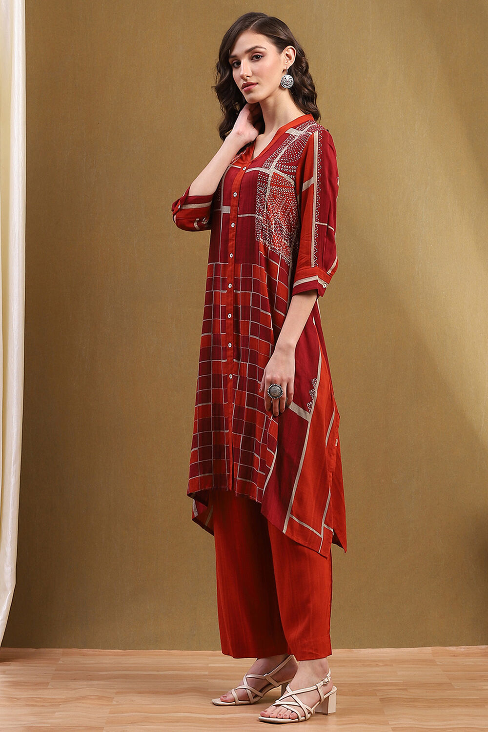 Red Geometric Hand-Blocked Printed Straight Kurta Set image number 3