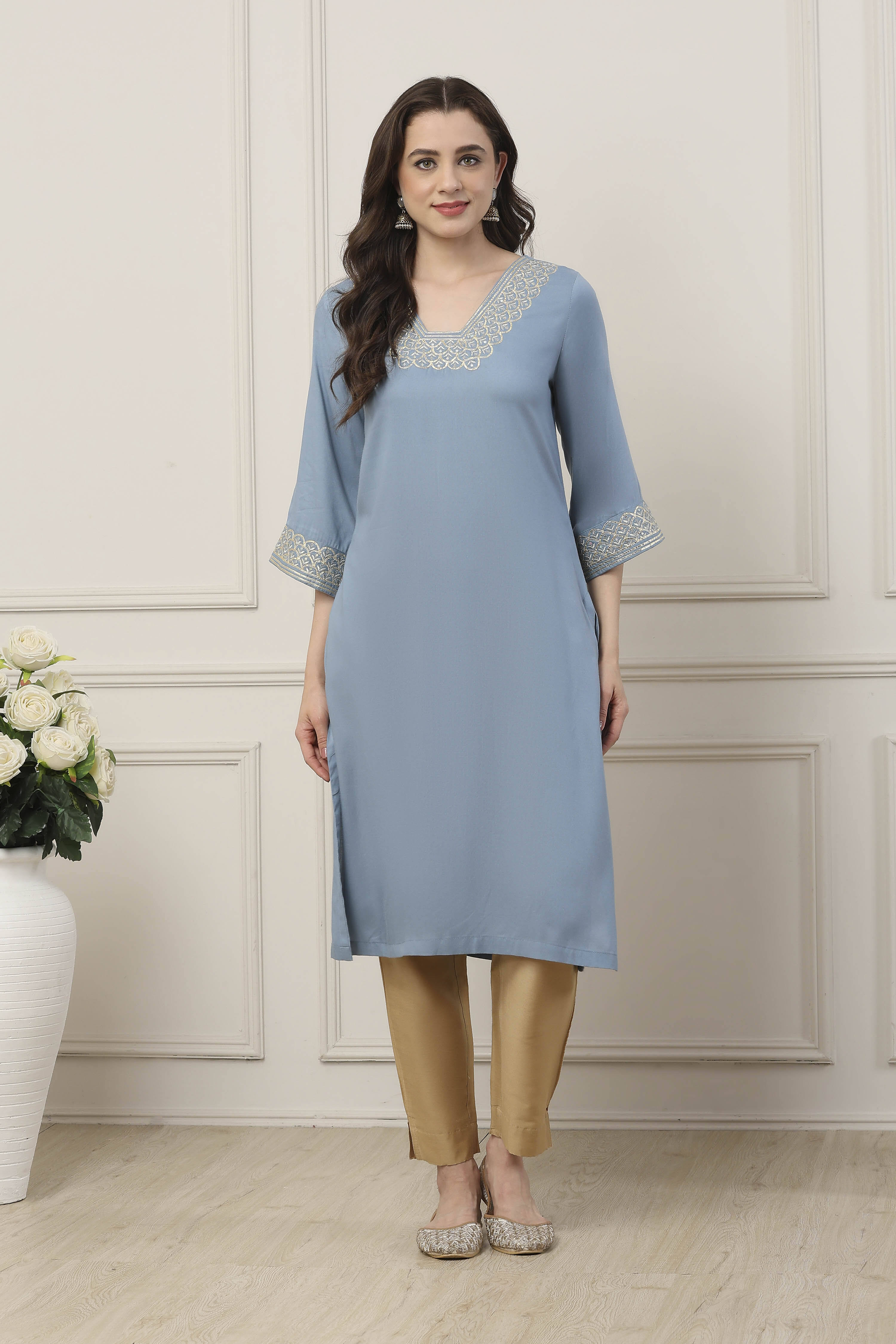 Powder Blue Viscose Rayon Straight Solid Kurta image number 5