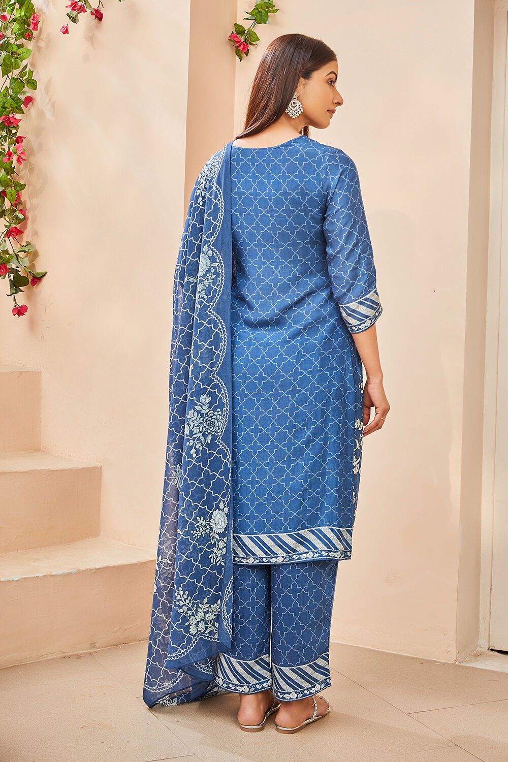 Indigo Rayon Straight Suit Set image number 6