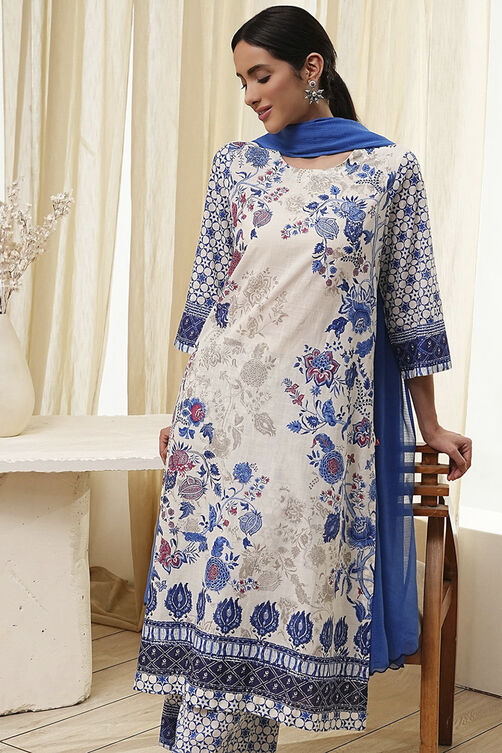 Off-White and Blue Cotton Straight Suit Set image number 7