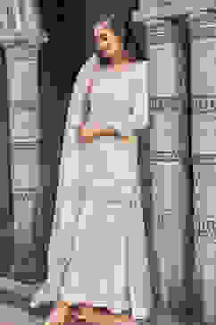 Off White Poly Georgette Straight Suit set image number 1