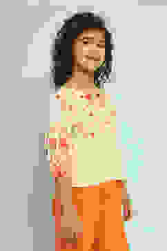 Off-White Floral Printed Top image number 4