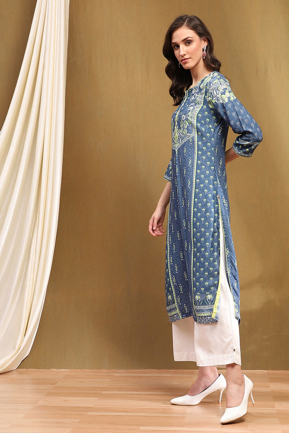 Indigo Rayon Straight Kurta image number 2