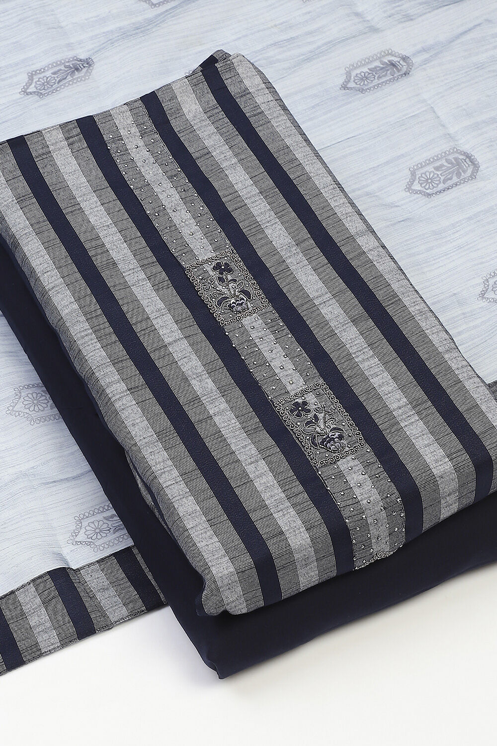 Blue Cotton Unstitched Suit Set image number 5