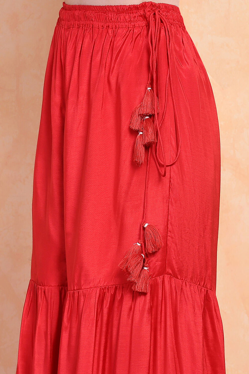 Red Printed Strappy Straight Suit Set image number 2