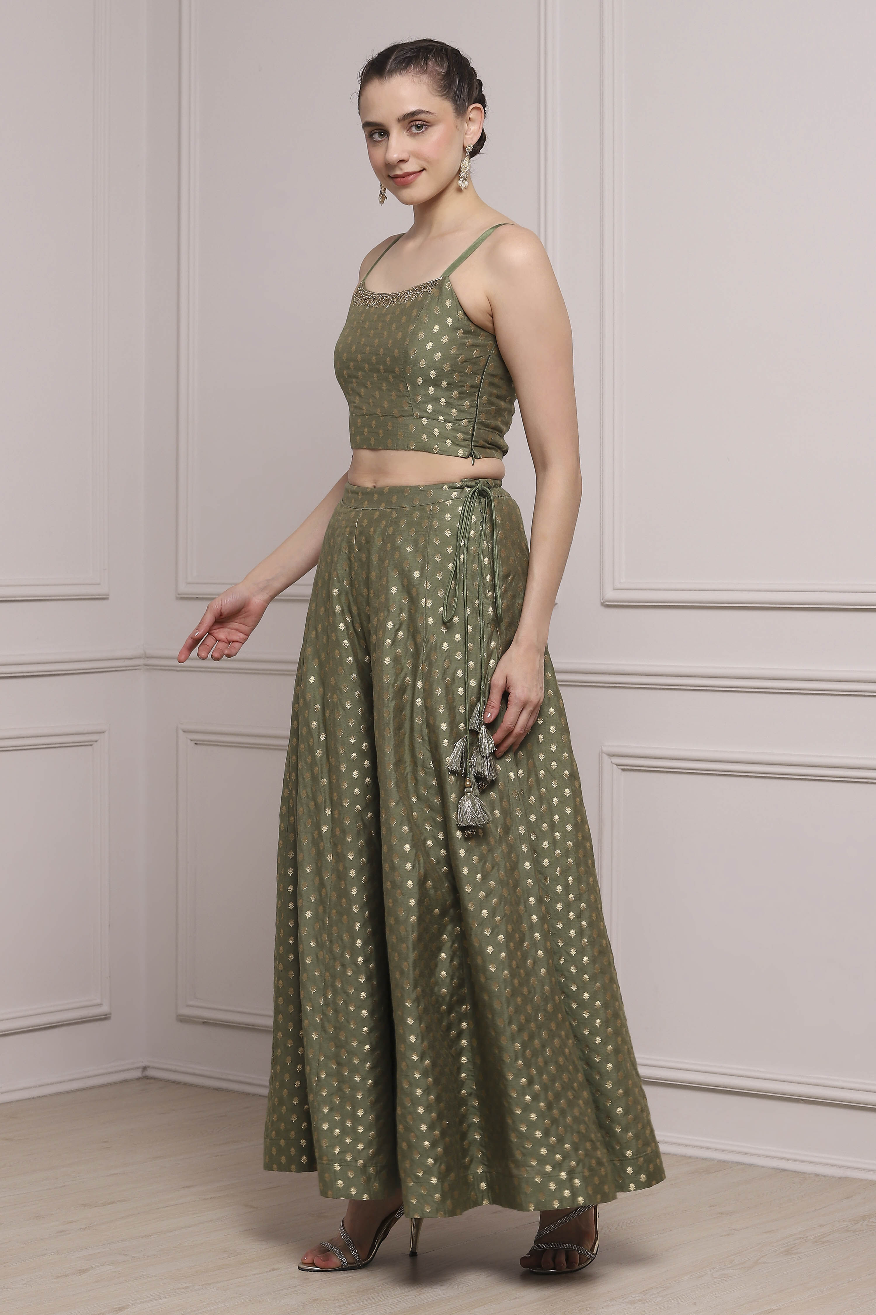 Earthy Grn Polyester Yarndyed Fusion Set image number 6