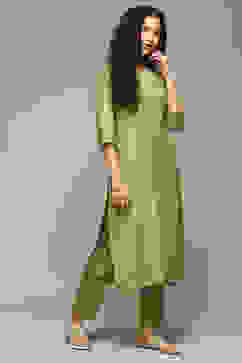 Sap Green Embroidered Straight Kurta Set image number 5