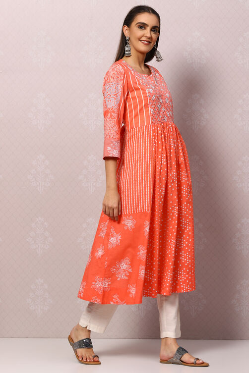 Coral Art Silk Flared Printed Kurta image number 3