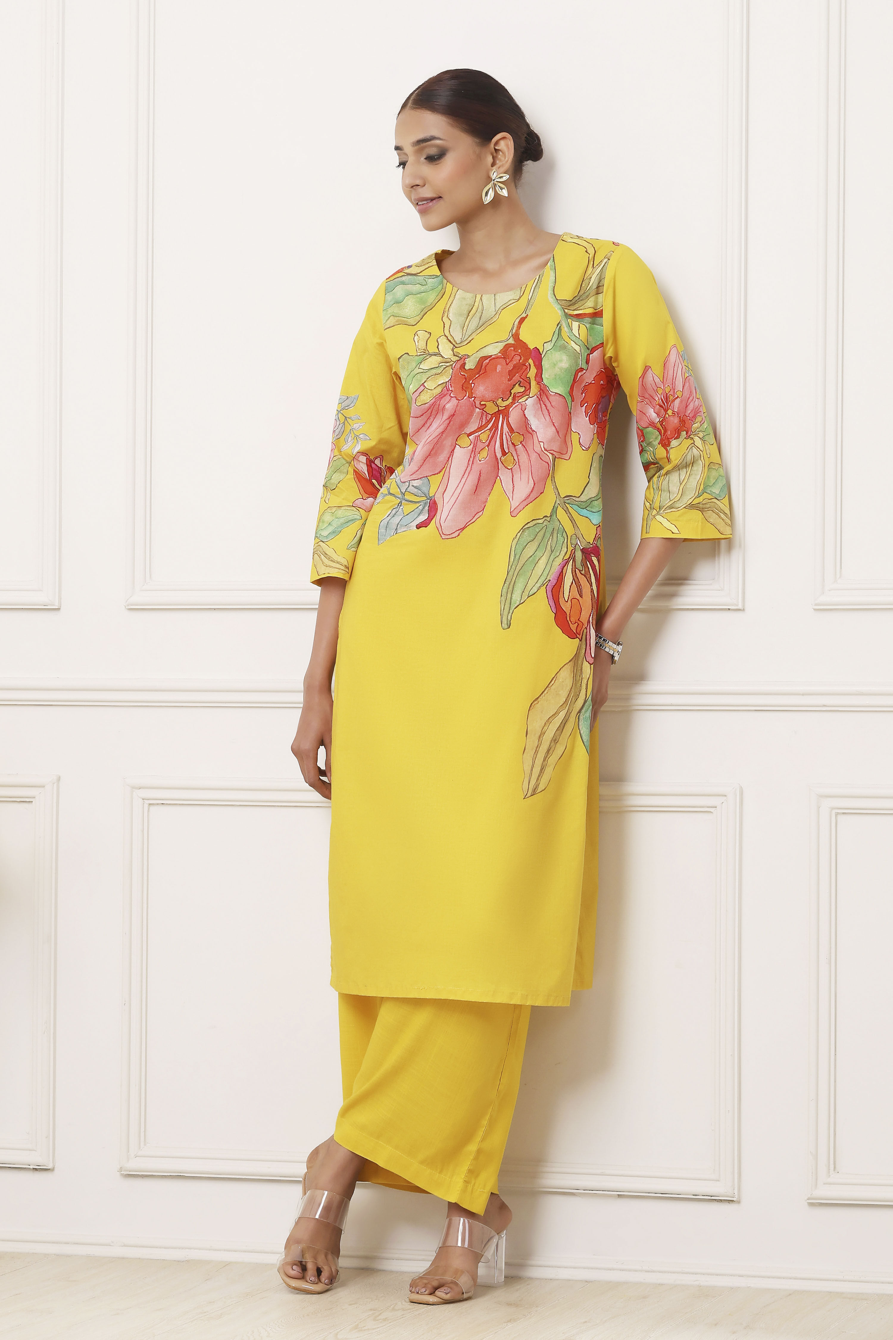 Yellow Cotton Floral Printed Straight Kurta Set image number 0