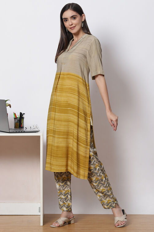 Mud Ochre LIVA A-Line Fusion Printed Kurta Set image number 3