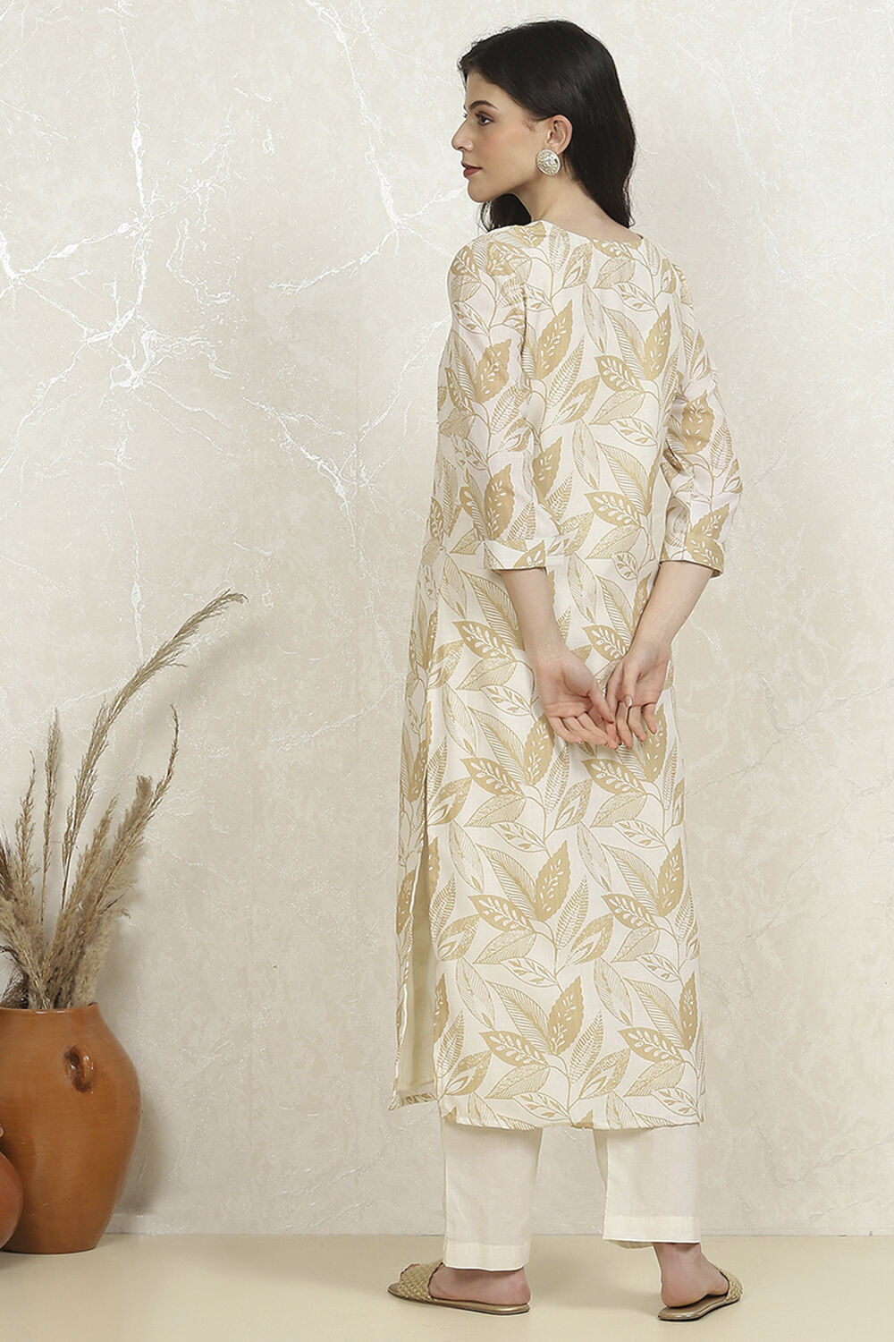 Gold Cotton Digital Print Unstitched Suit Set image number 5
