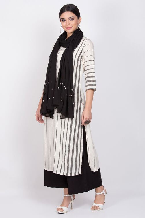Off White Cotton Straight Kurta Flared Palazzo Suit Set image number 3