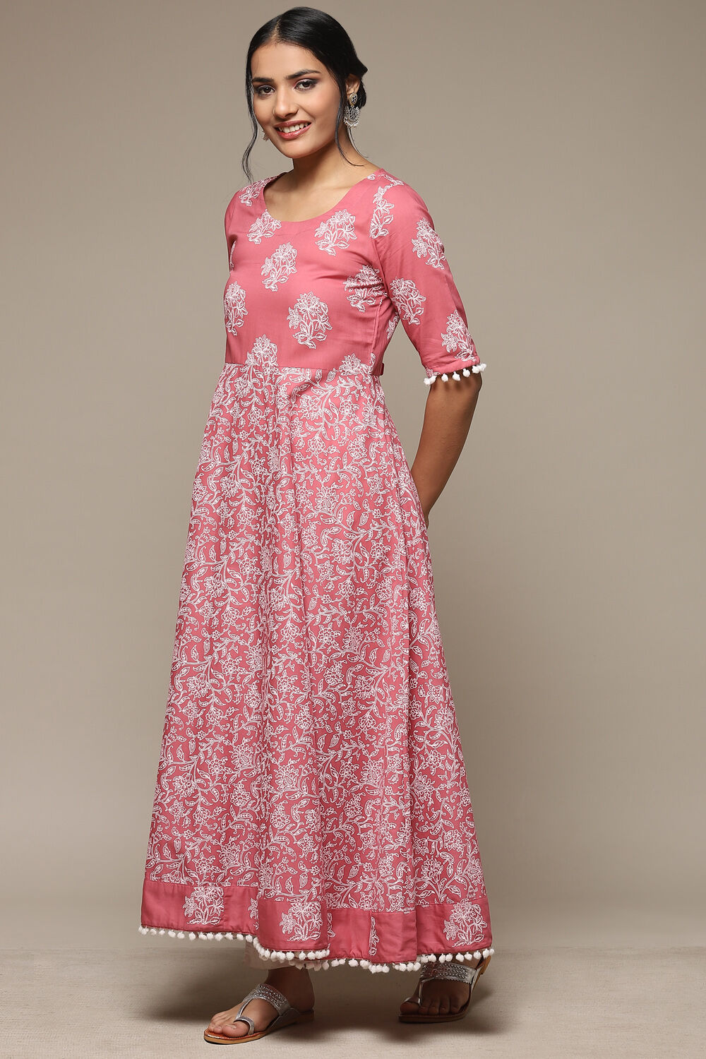 Onion Pink Cotton Flared Printed Kurta image number 2