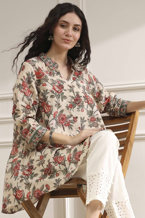 Off-White and Red Cotton A-Line Shirt image number 6