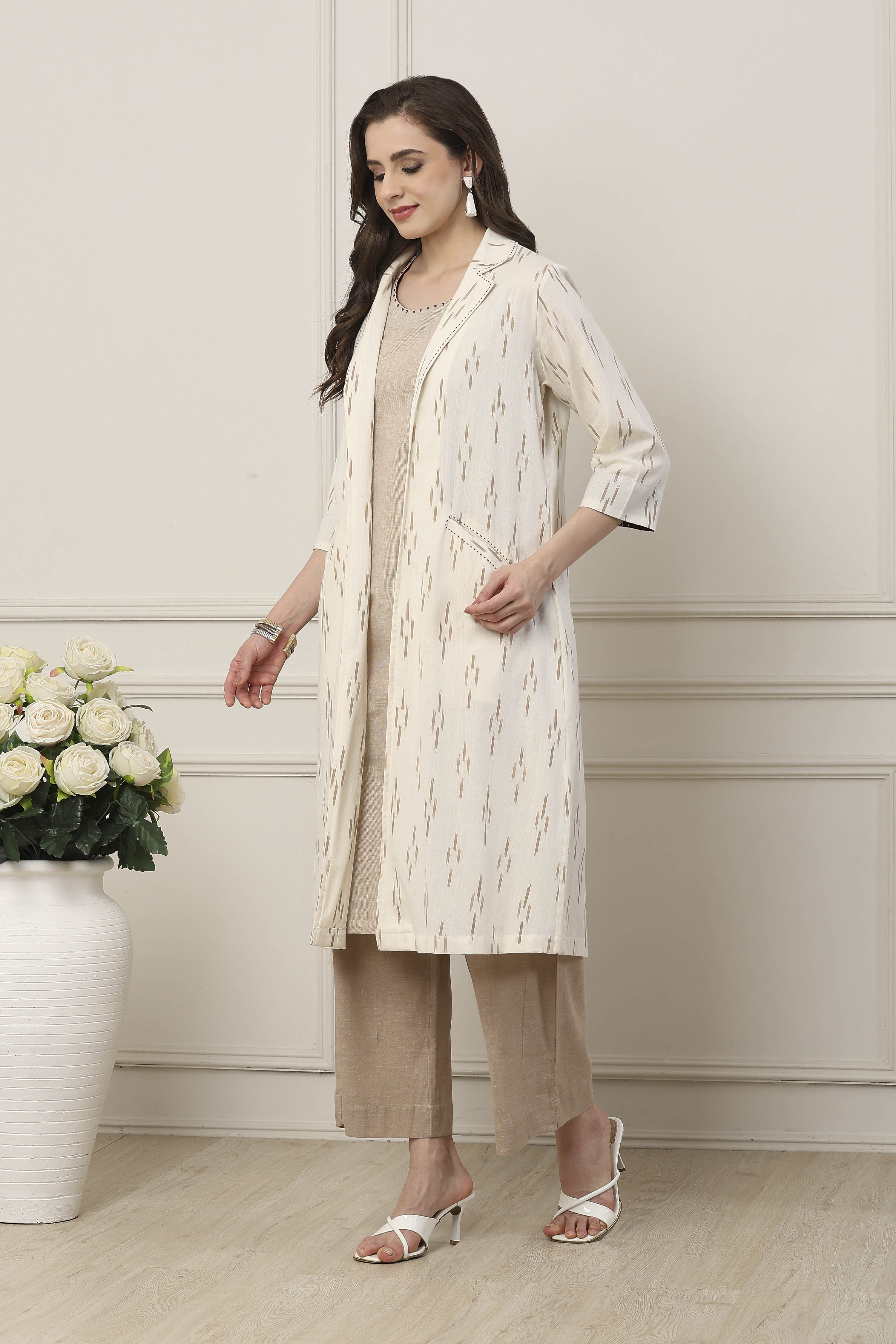 Off White Cotton Regular Fusion Set image number 3