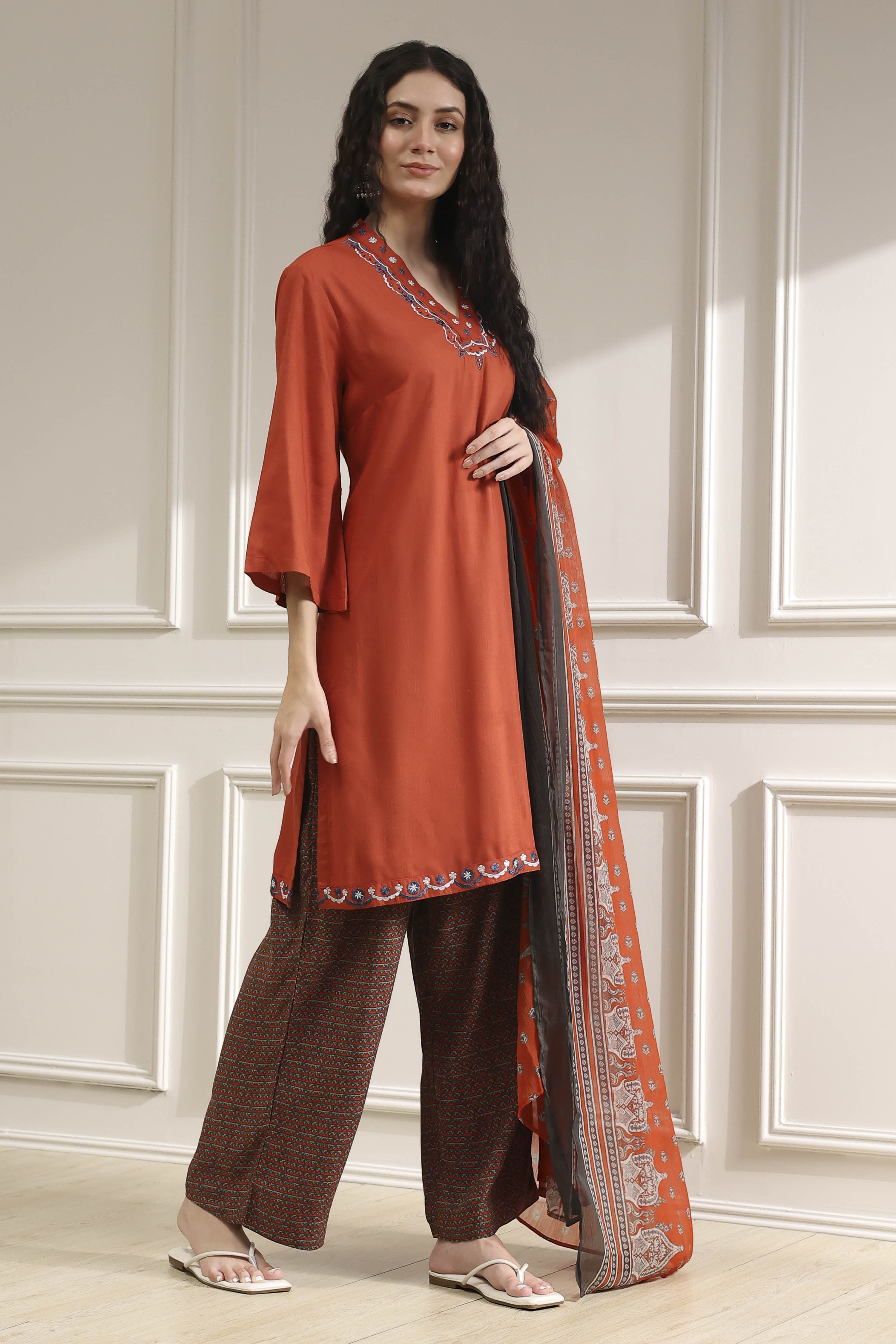 Orange Solid Straight Suit Set image number 5