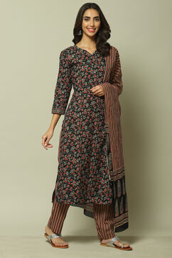 Black Cotton Screen Print Unstitched Suit Set image number 6