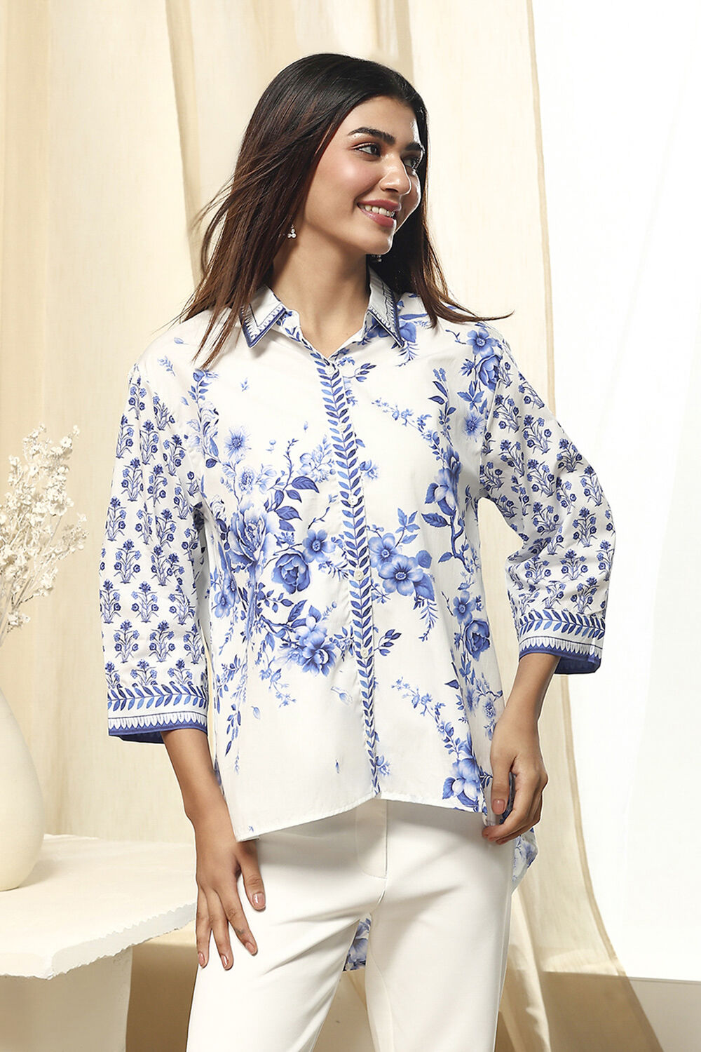 White and Blue Cotton High-Low Straight Shirt image number 5