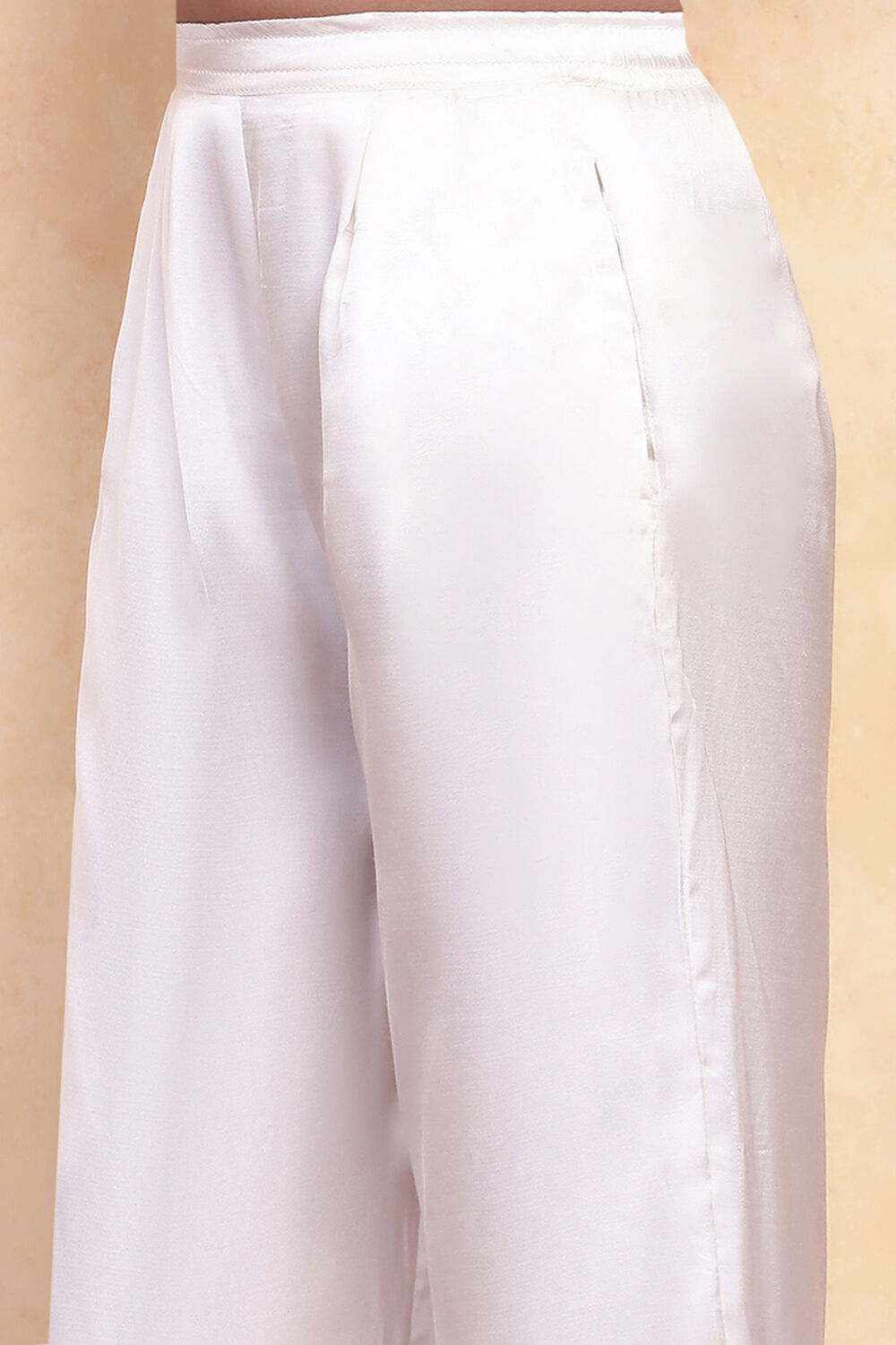 Ivory Viscose Blend Straight Kurta Set image number 2
