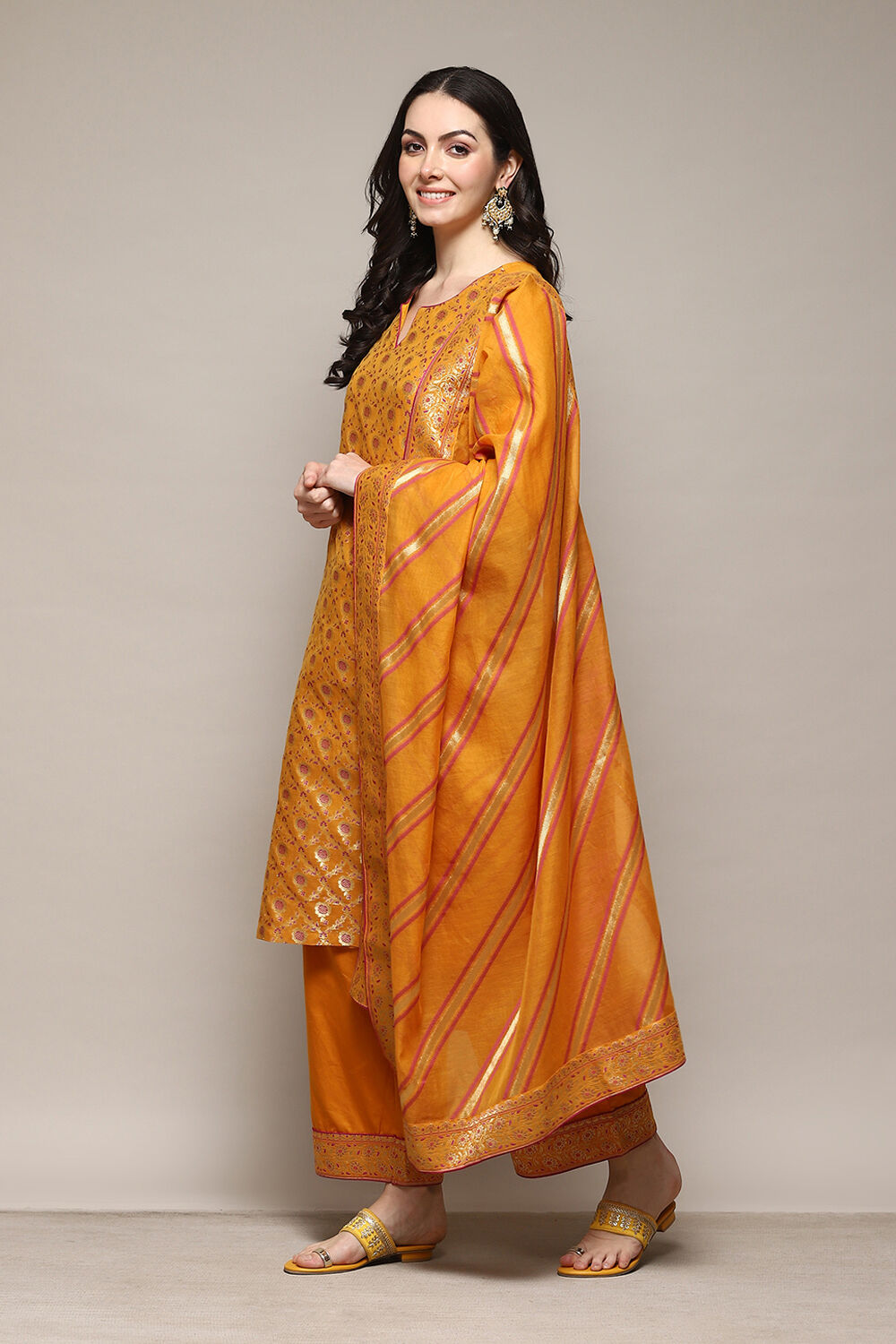 Mustard Cotton Blend Straight Yarndyed Kurta Palazzo Suit Set image number 5