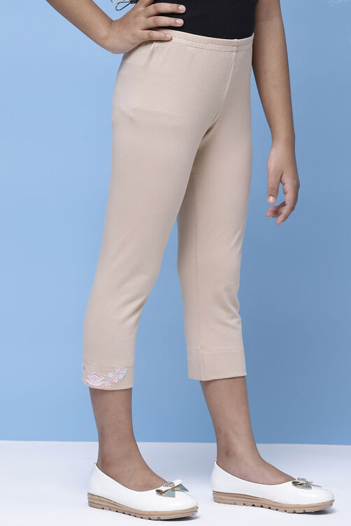 Black Cotton Lycra Capris image number 3