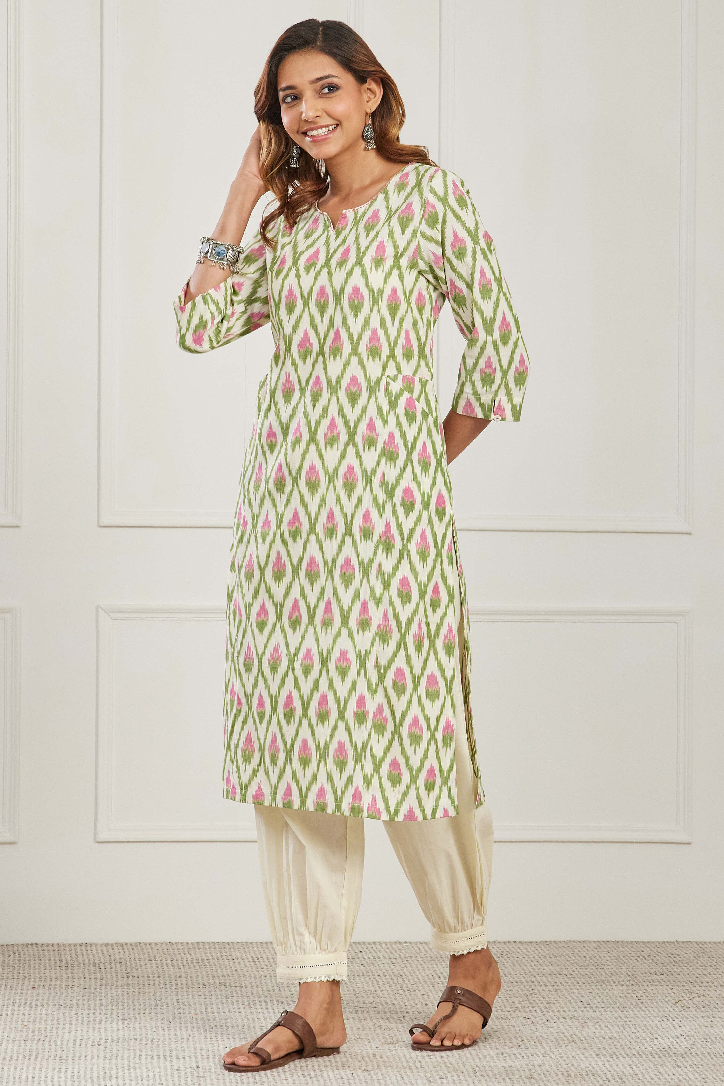 White Cotton Straight Suit Set image number 3