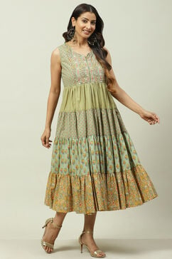 Green Cotton Flared Fusion Printed Dress image number 3