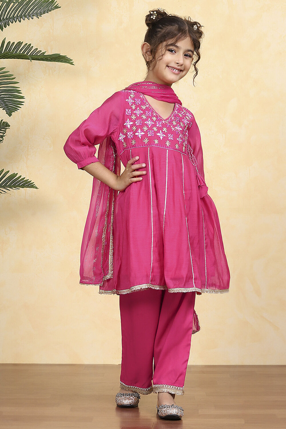 Pink Polyester Solid Kalidar Suit Set image number 5