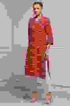 Red Viscose Rayon Straight Kurta image number 2