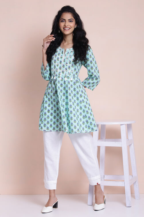 Mint Cotton Printed Kurti image number 2