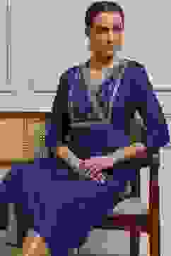 Blue Viscose Rayon Straight Dyed Kurta image number 5