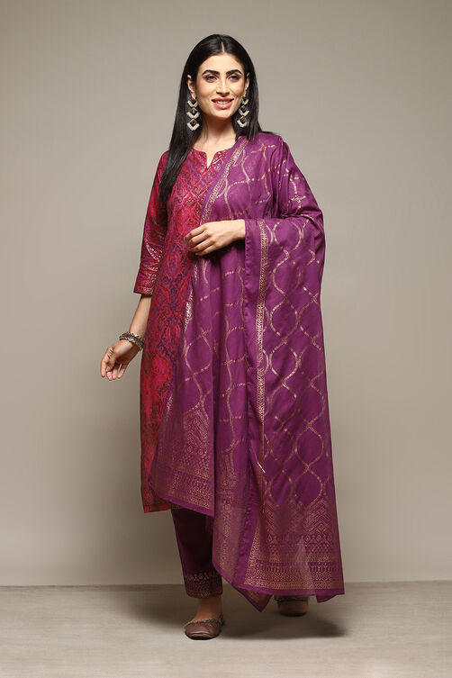 Purple Cambric Straight Printed Kurta Slim Pant Suit Set image number 0