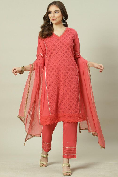 Soft Red Straight Kurta Relaxed Pant Suit Set image number 7