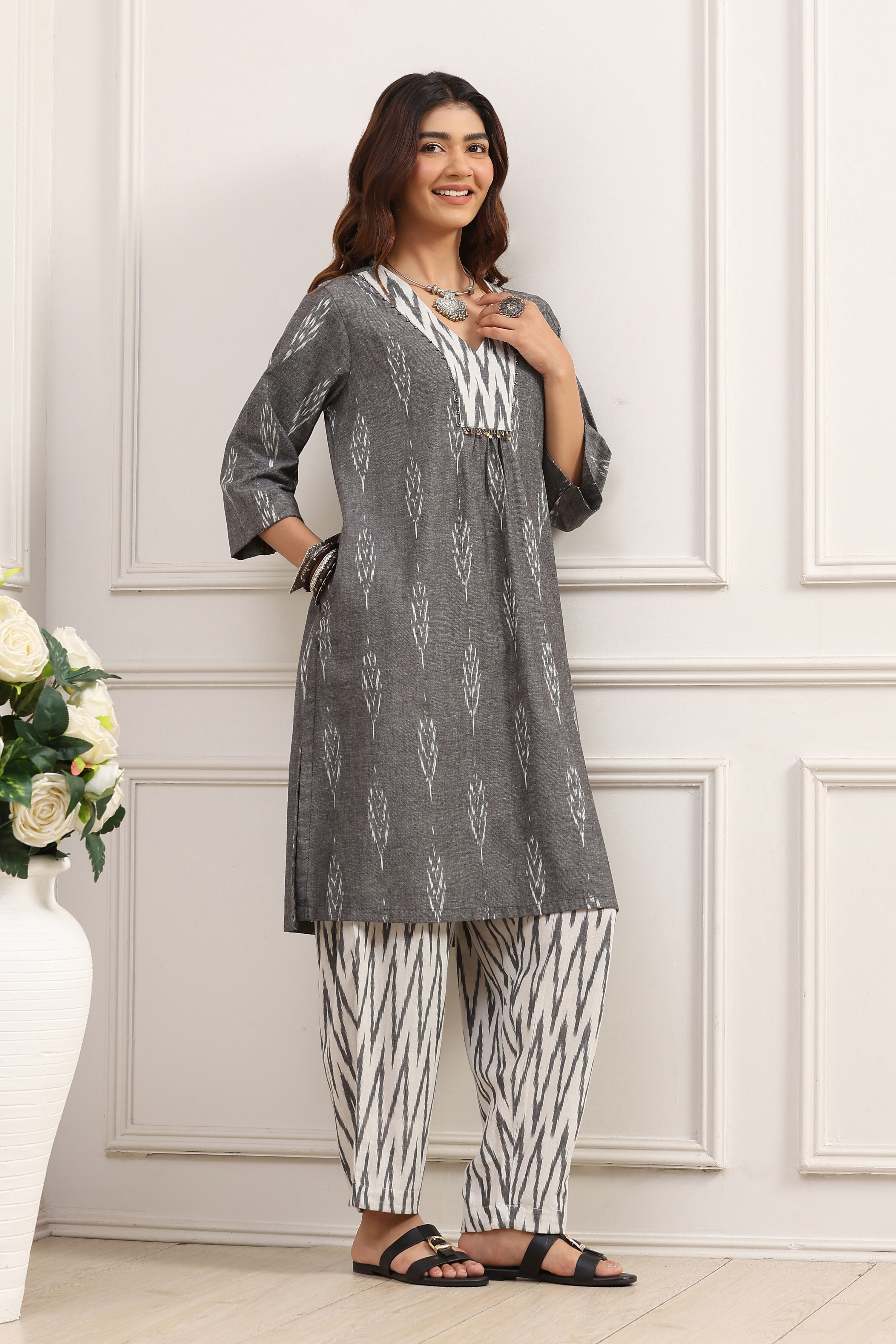 Grey Cotton Straight Suit Set image number 0