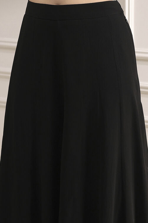 Black Polyester Fitted Embroidered Fusion Set image number 2