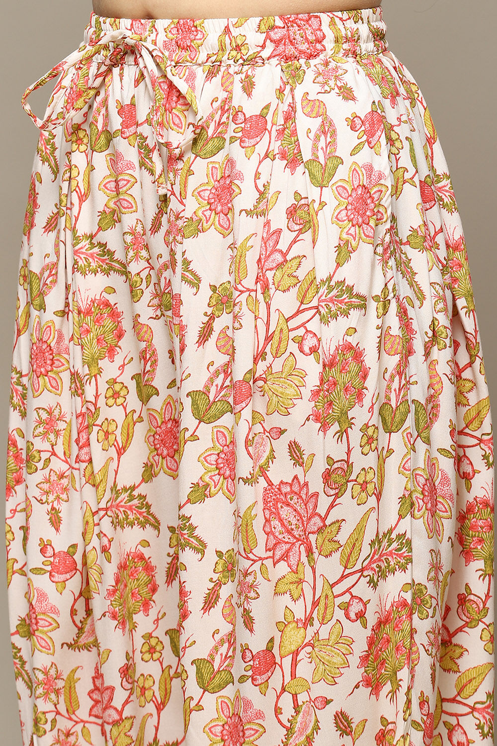 Off White & Red Rayon Printed 2 Piece Sleepwear Set image number 2