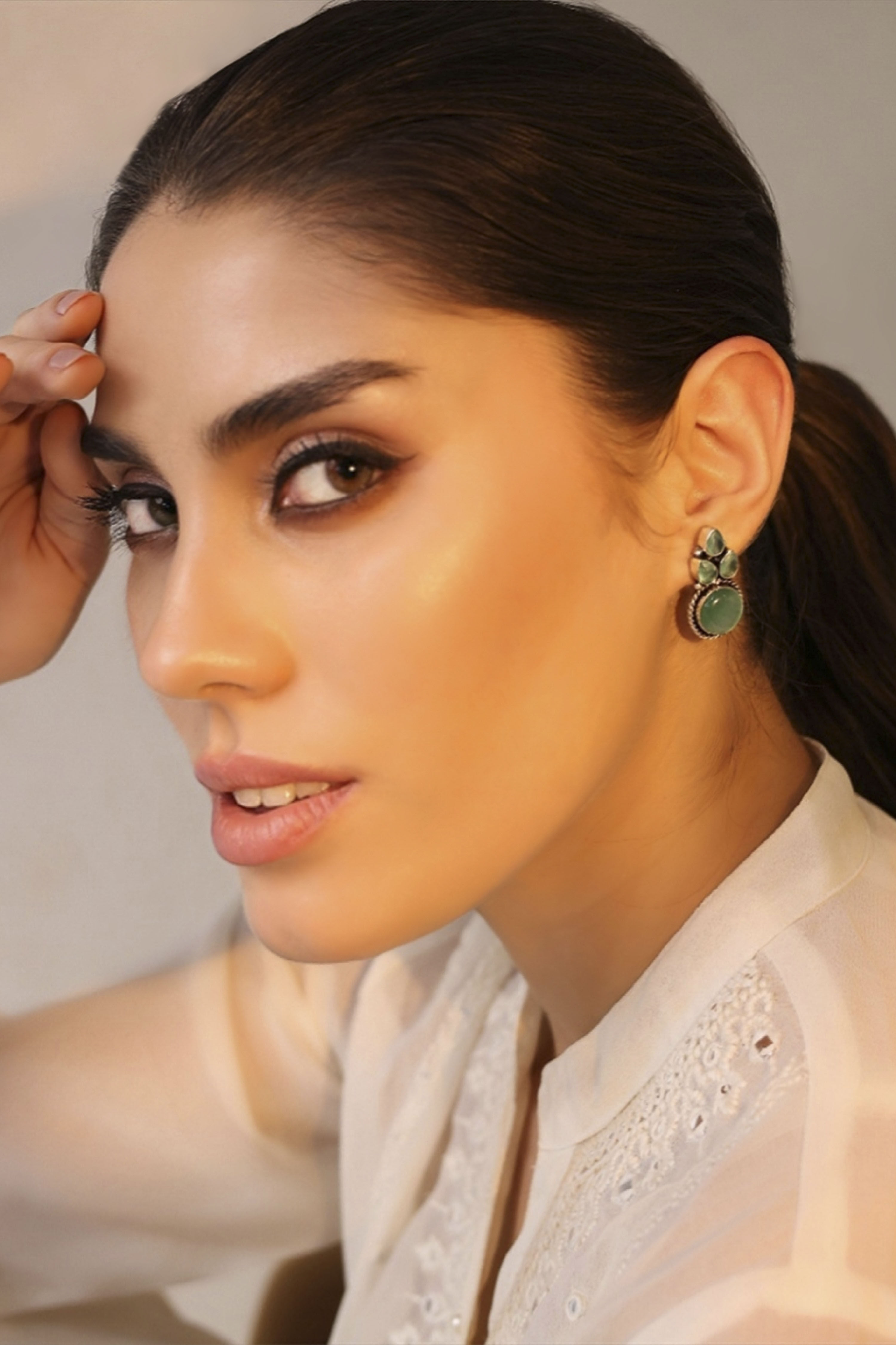 Mint Green Stone Earrings image number 2