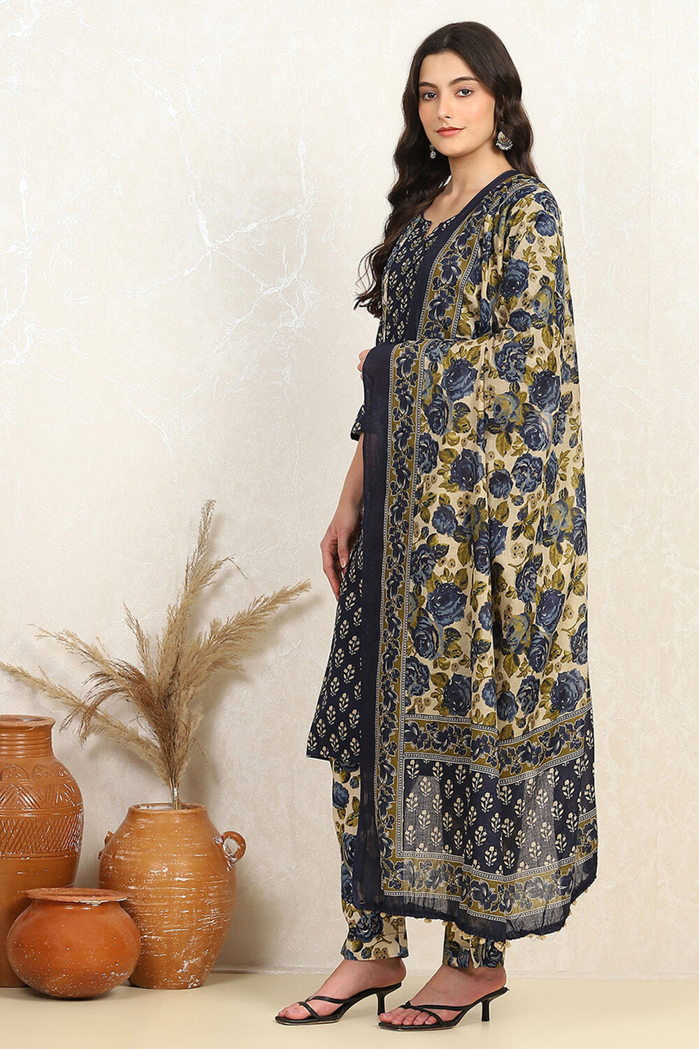 Green Cotton Printed Unstitched Suit Set image number 4
